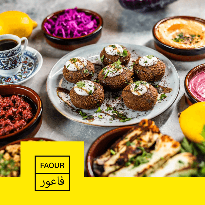 Falafel med tahini og mezze